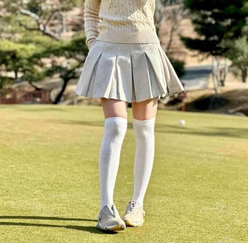 G/FORE 지포어 울 플리츠 스커트