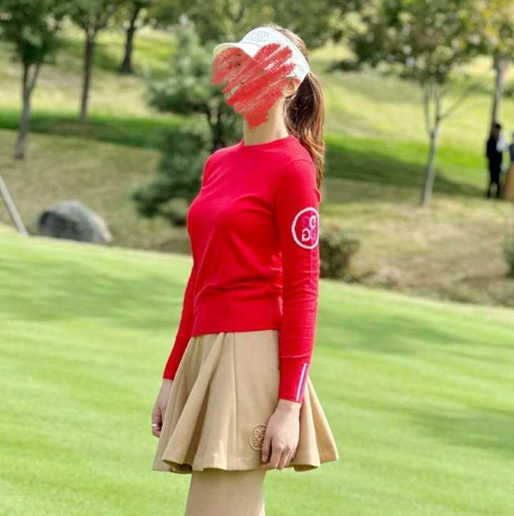 지포어 캐시미어 라운드넥 스웨터