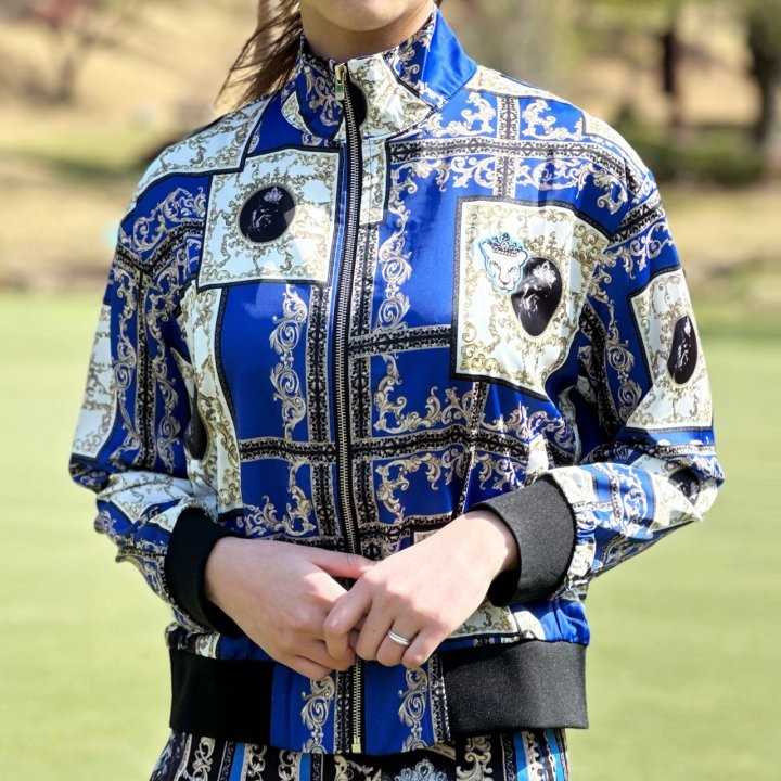 유타 여성 네온 바로크 블루종 점퍼