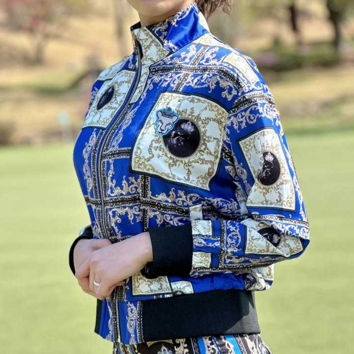 유타 여성 네온 바로크 블루종 점퍼