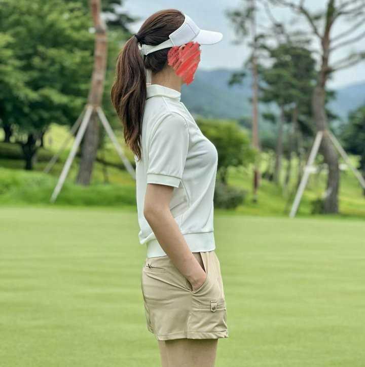 지포어 여성 OPEN V COLLAR 티셔츠(2color)