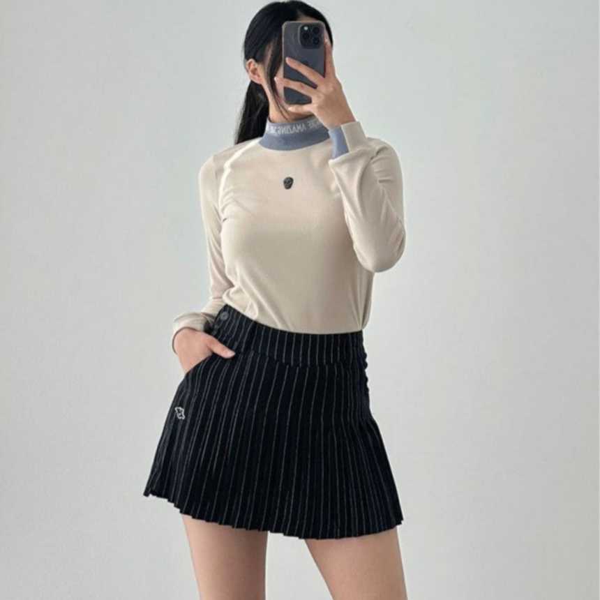 어메이징크리 여성 수입고급 에어로 다이나믹 아코디오 하이넥 티셔츠(2color)