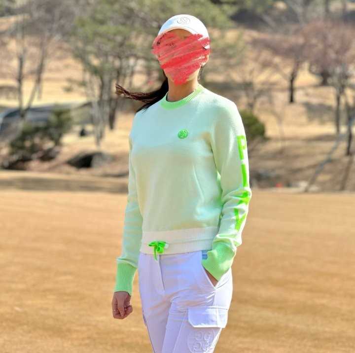 지포어 여성 크루넥 스웨터(2color)